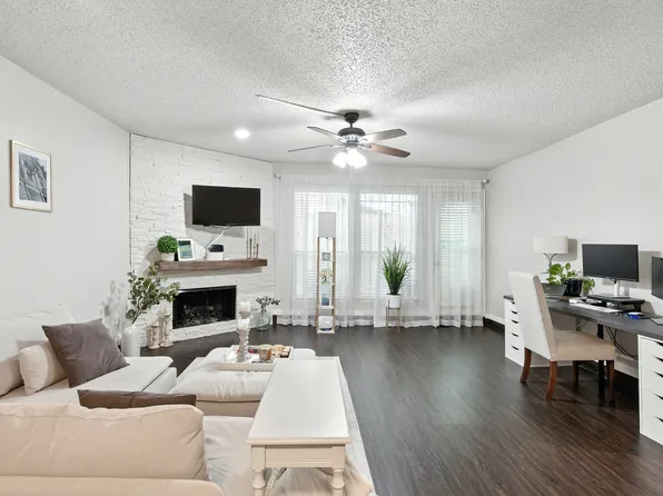 2277 S Kirkwood Rd APT 913, Houston, TX 77077
