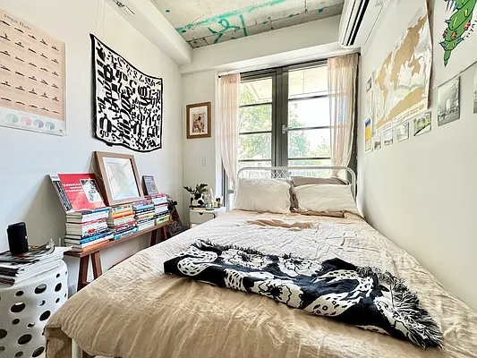 Rented by Pear NYC LLC | media 39