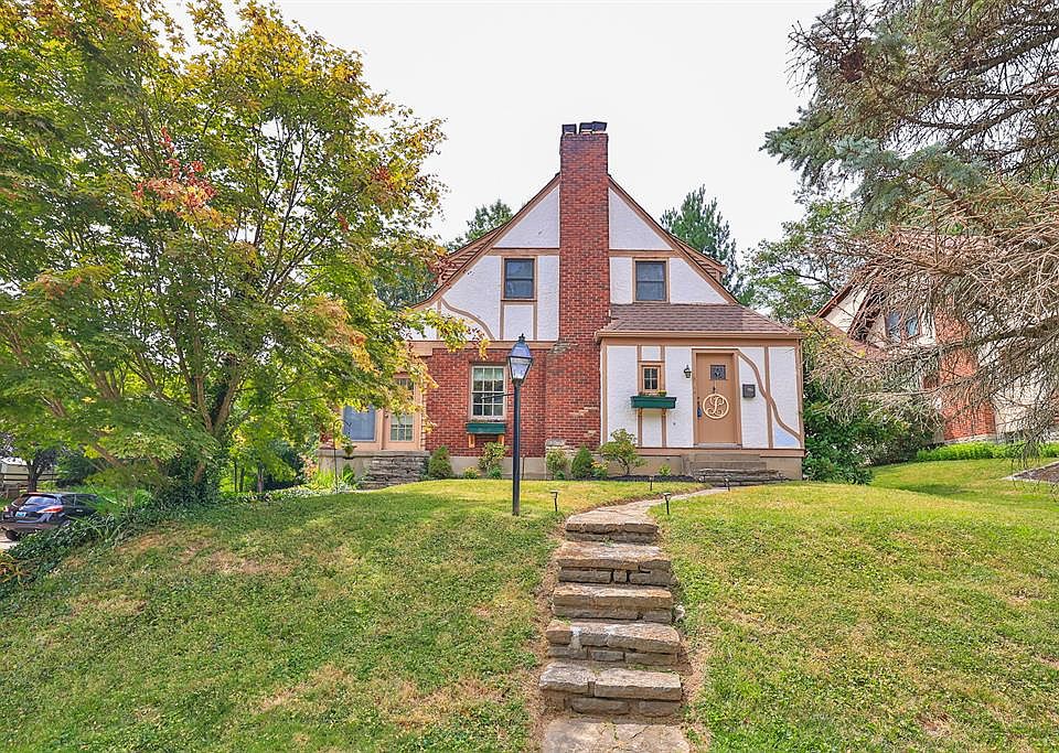 1st image of 815 Saint James Ave