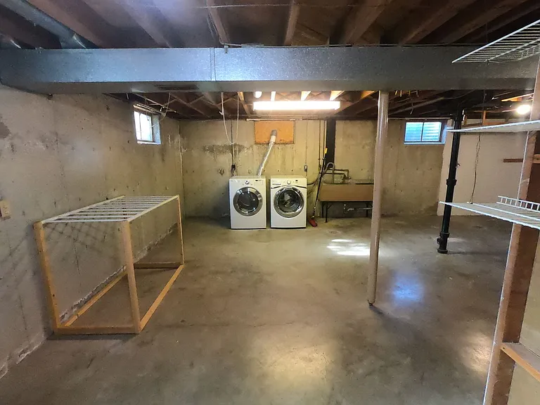 245 Garnet St — Photo 5
