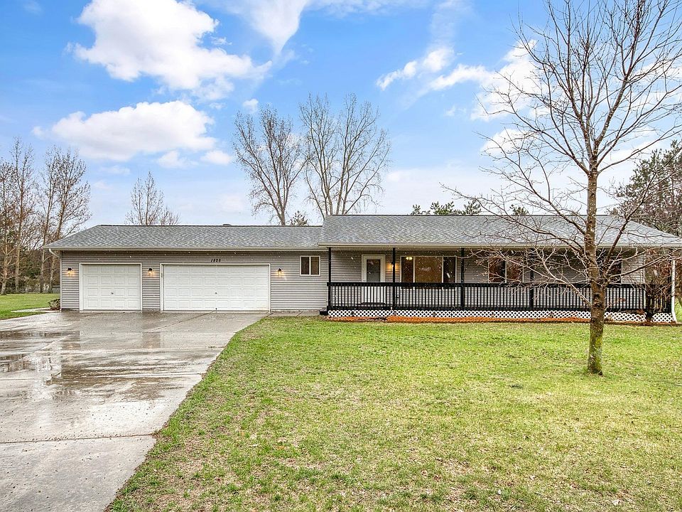 1st image of 1828 209th Ct NE