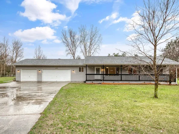 1828 209th Ct NE, East Bethel, MN 55011