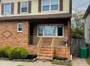 92 Locust St, Carteret, NJ 07008