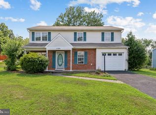 13386 Packard Dr, Woodbridge, VA 22193