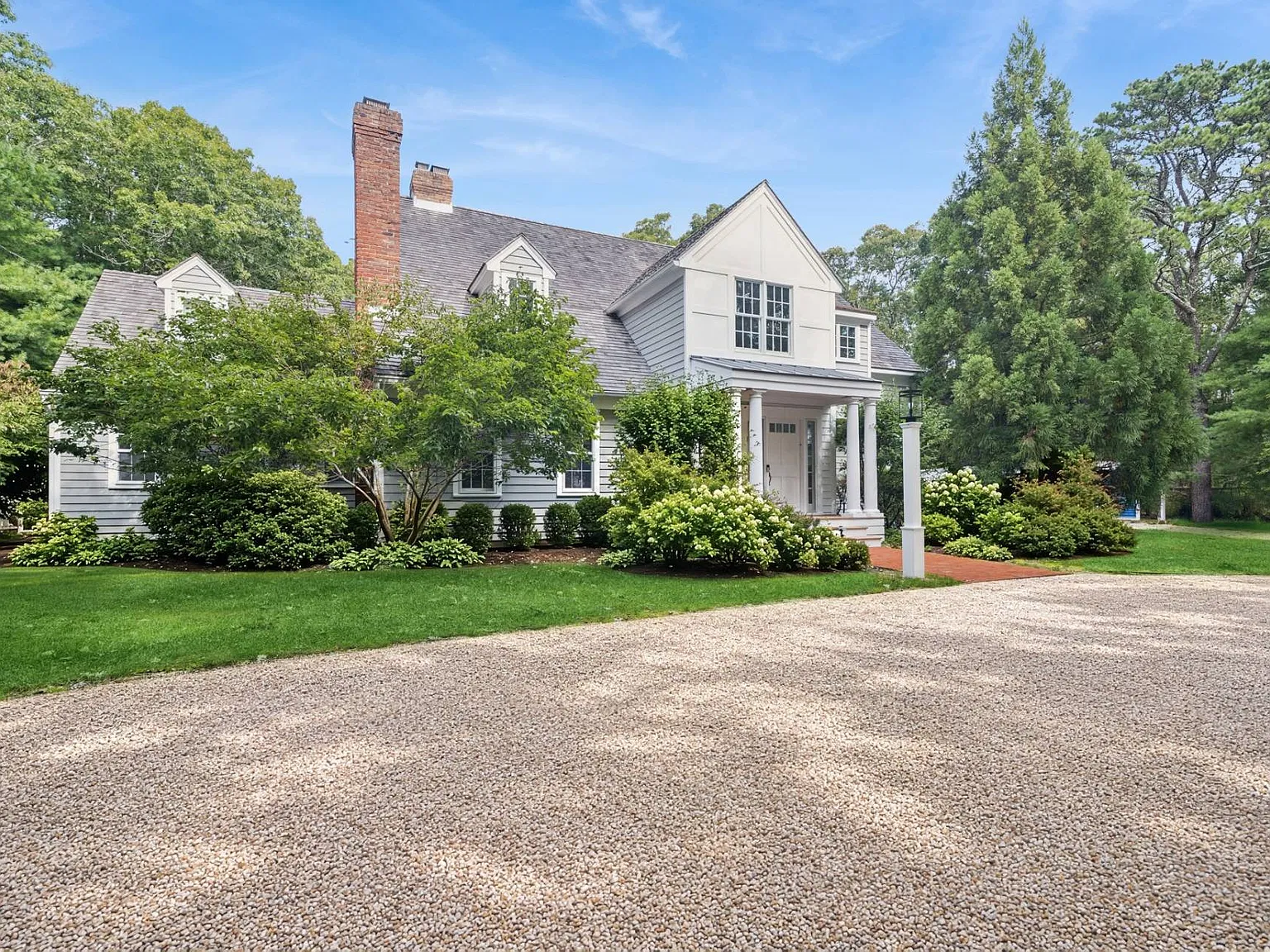 Newly Gut Renovated Wainscott South Rental — Photo 1