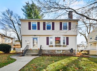 162 June St, Worcester, MA 01602