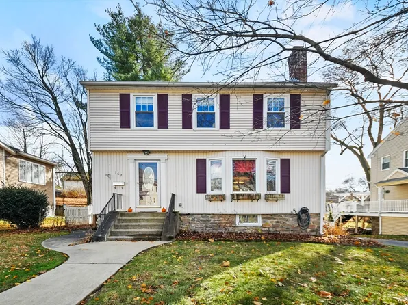 162 June St, Worcester, MA 01602