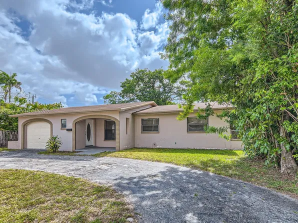 1172 NW 46th Ave, Lauderhill, FL 33313