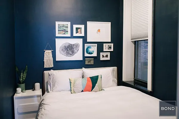 Rented by Bond New York | media 216