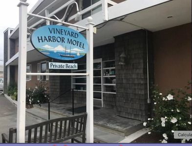 60 Road To Great Neck Rd Building 240, Vineyard Haven, MA, 02568