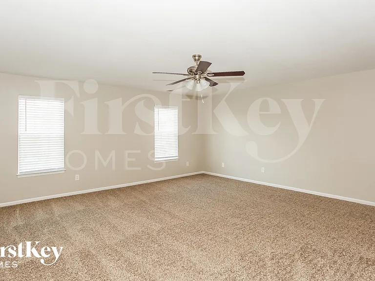5232 Grays Ridge Dr — Photo 8