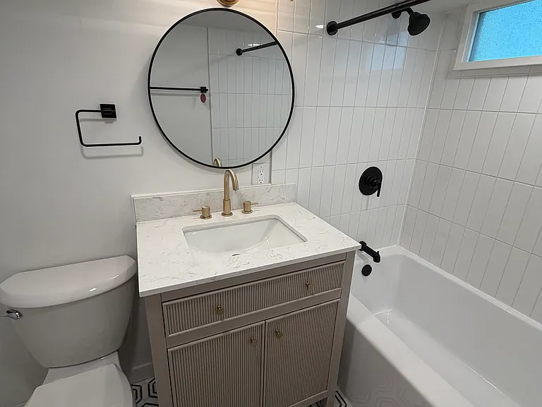 670 Healy St — Photo 13