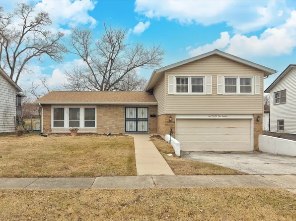 17514 Oakwood Dr, Hazel Crest, IL 60429