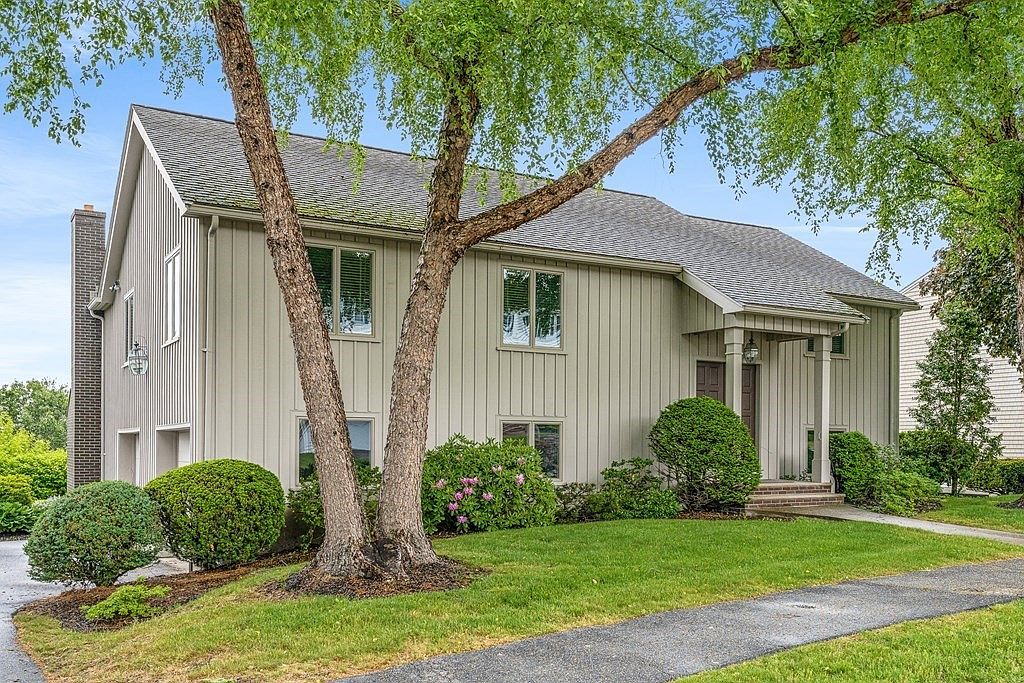 24 Crystal Dr, Stoneham, MA 02180 Zillow