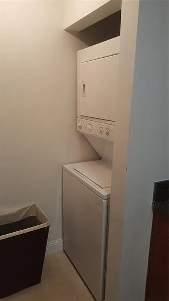 Unit Photo