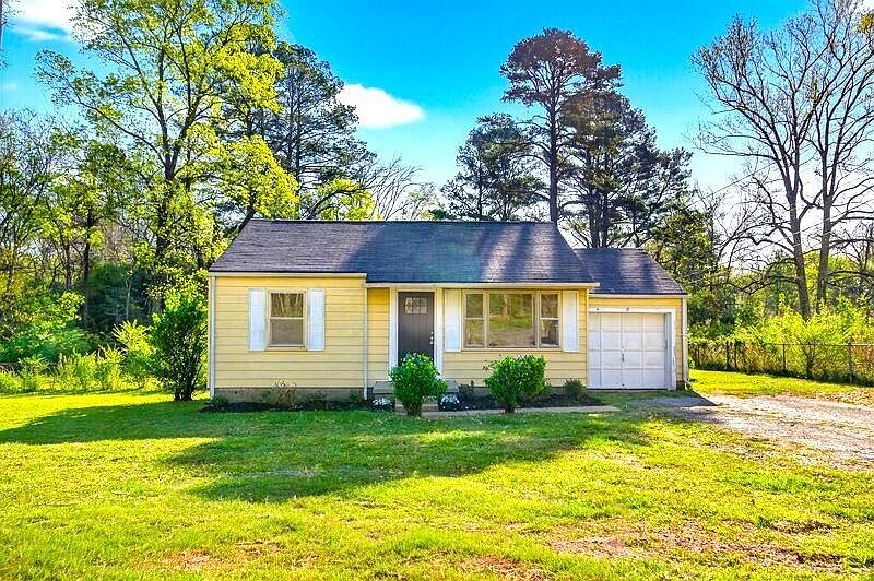 1st image of 427 John Thompson Rd