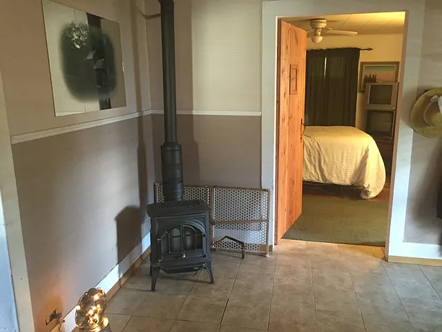 507 Mount Hood St photo 1