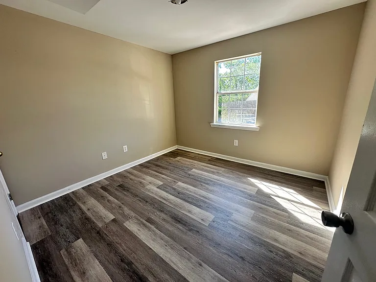 755 West St #G — Photo 9