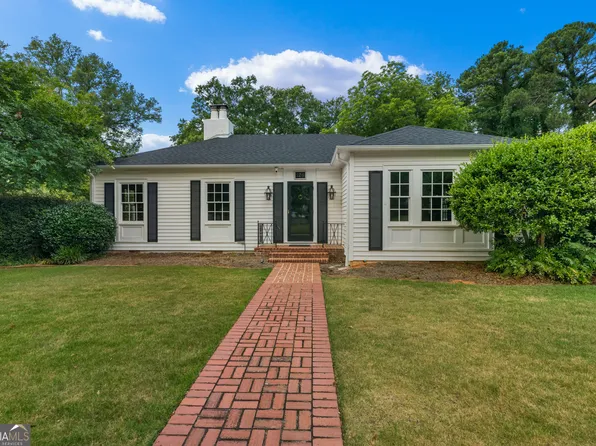 126 College Ave, Lagrange, GA 30240