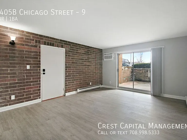 1405B E Chicago St #13 — Photo 5