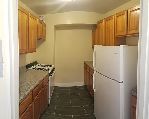 Rented by Smart NY Realty LLC | media 5