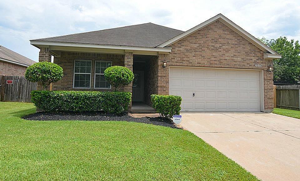 1st image of 6710 Cypress Glades Dr