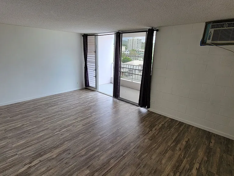 1419 Dominis St #308 — Photo 6