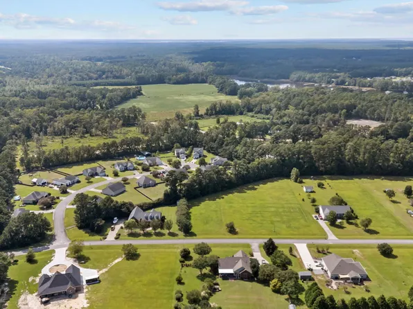 120 Anchorage Drive, Havelock, NC 28532