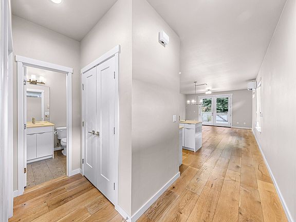 4th image of 921 Sunseeker Lane