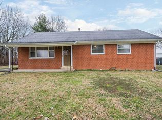 102 Isgrig Ln, Paris, KY 40361