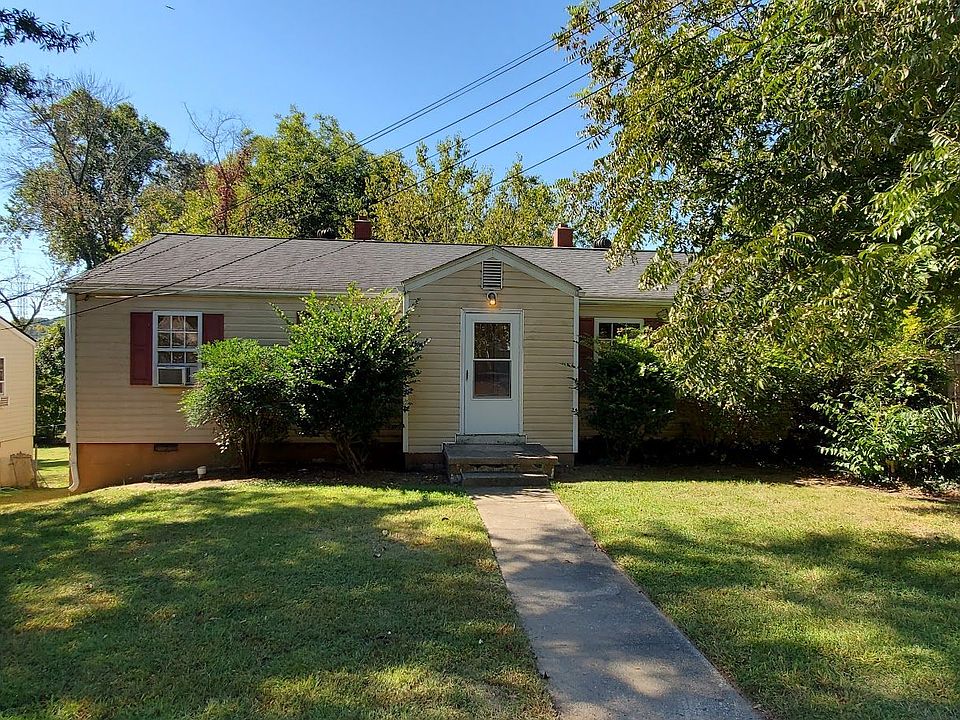 1st image of 905A Grayland St