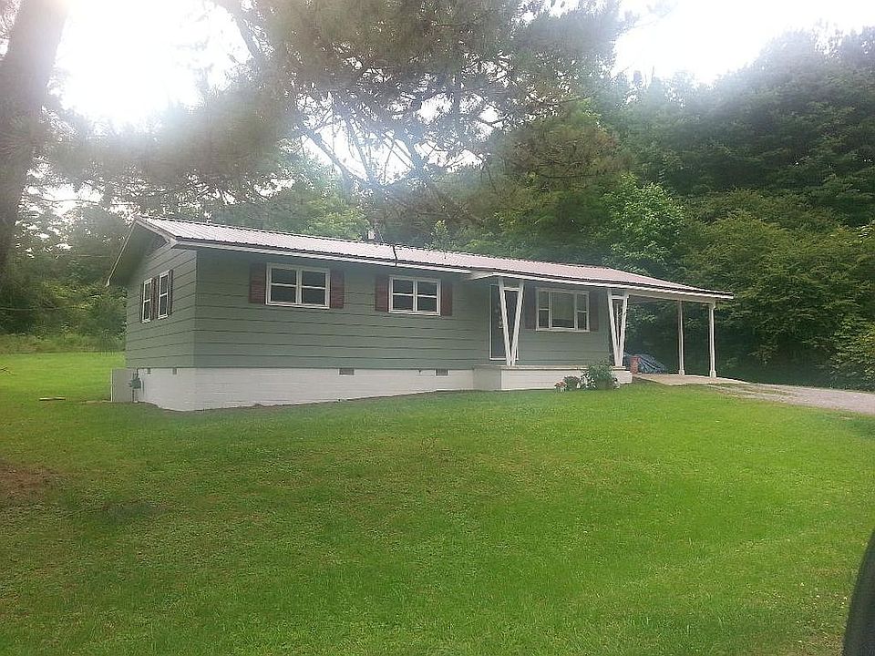 1st image of 211 Piney Point Dr NW
