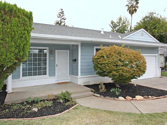 2nd image of 3929 La Verne Way