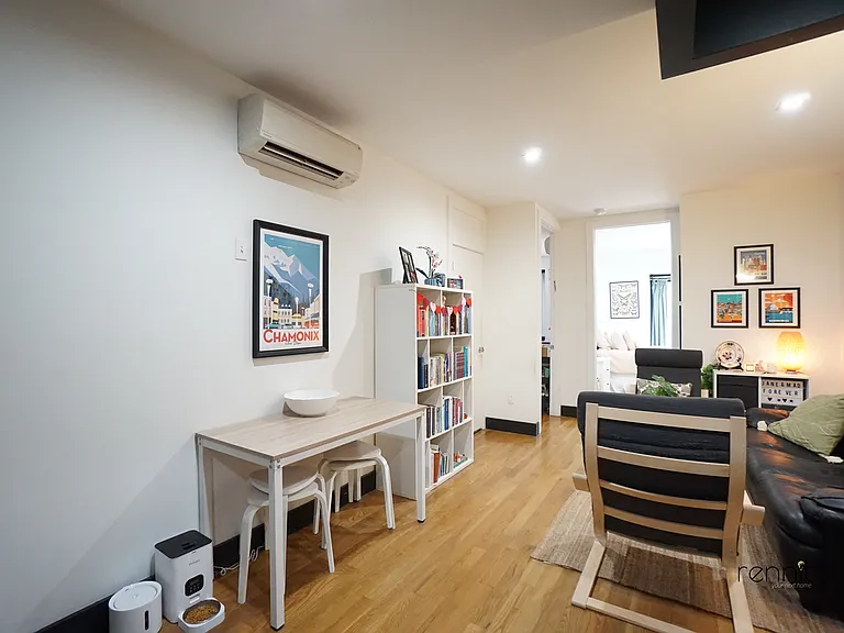 562 Park Pl #2B — Photo 13
