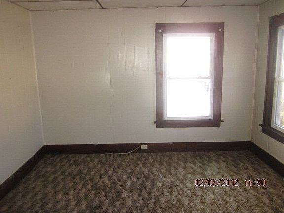 5th image of 263 Marion Ave