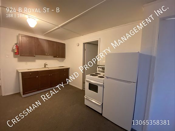 2nd image of 924 Royal St #B