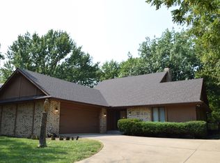 3541 SW Randolph Ave, Topeka, KS 66611