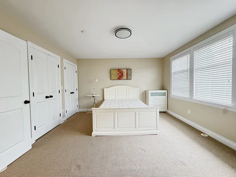 15445 Royal Ave — Photo 7