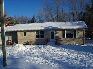 302 5th St, Bluffton, MN 56518