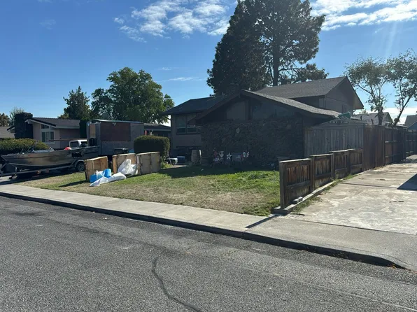 2505 W Grand Ronde Pl, Kennewick, WA 99336