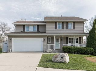 4331 Pearl Ave NW, Cedar Rapids, IA 52405