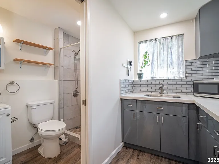 99-1061 Manako Pl #B — Photo 10