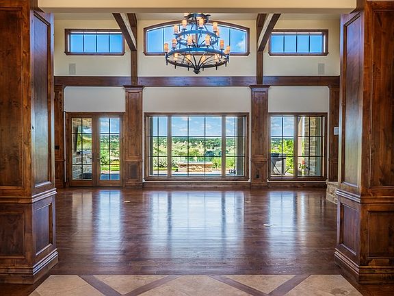 3rd image of 439 W Boot Ranch Rdg