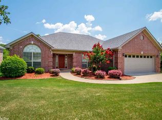 222 Summit Valley Cir, Maumelle, AR 72113