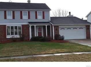 4543 Ironwood Dr, Hamburg, NY 14075