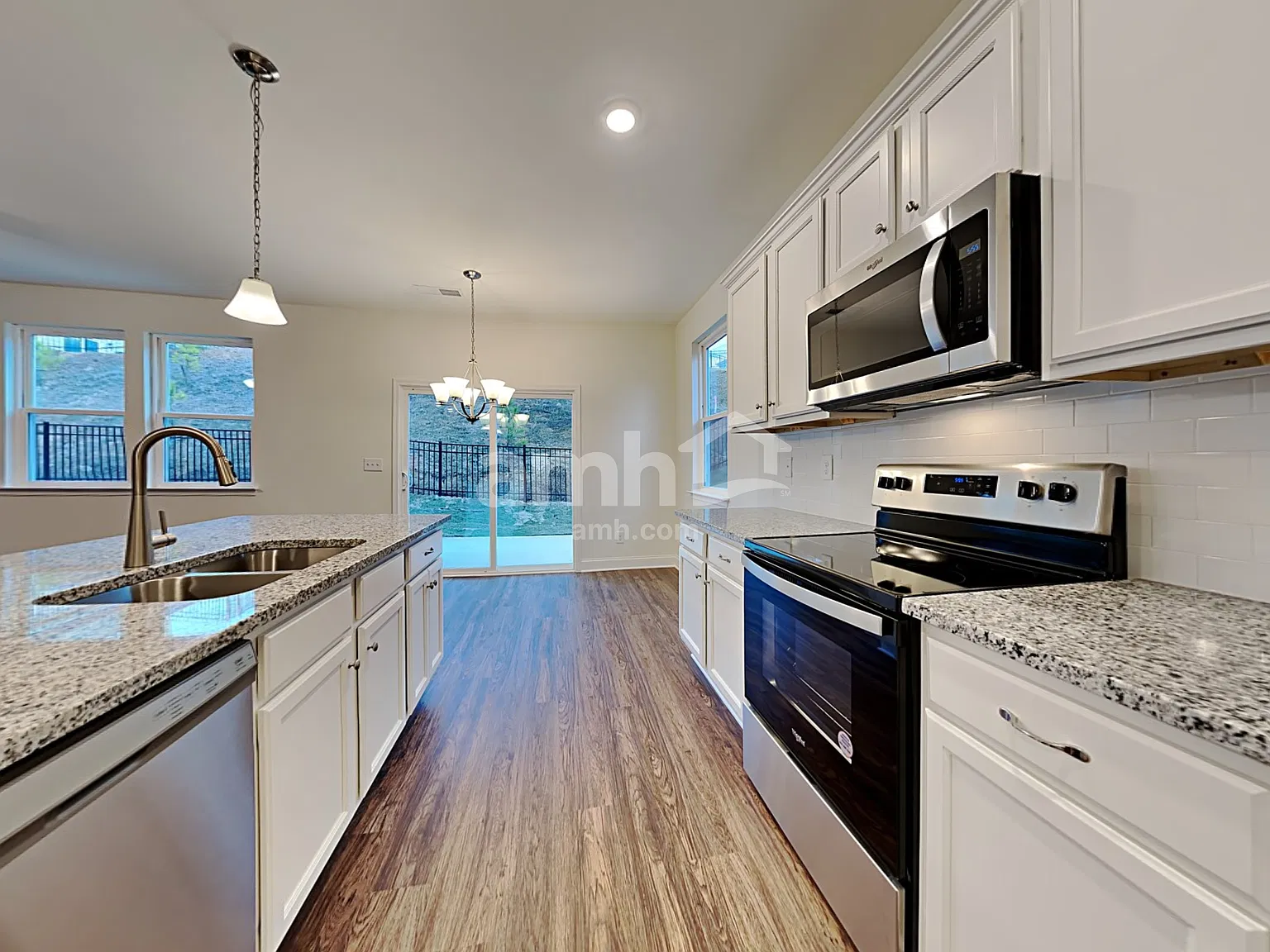 5 bed, 3.0 bath, 2850 sqft, $2,775 — Photo 4