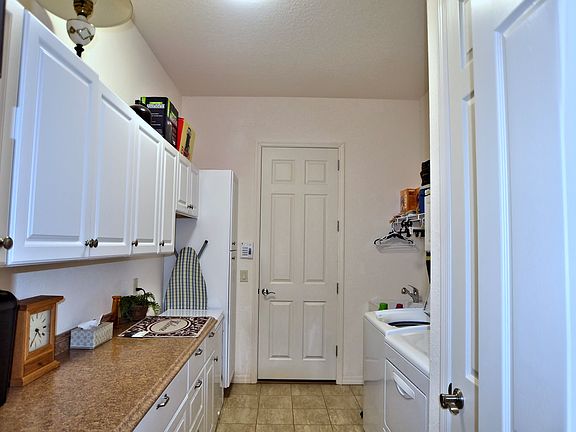 3rd image of 4413 Ventana Ln