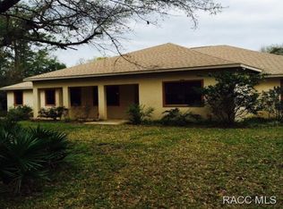 5292 N Tumblewood Dr, Crystal River, FL 34428