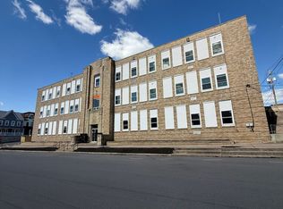 137 S 4th St, Mount Carmel, PA 17851