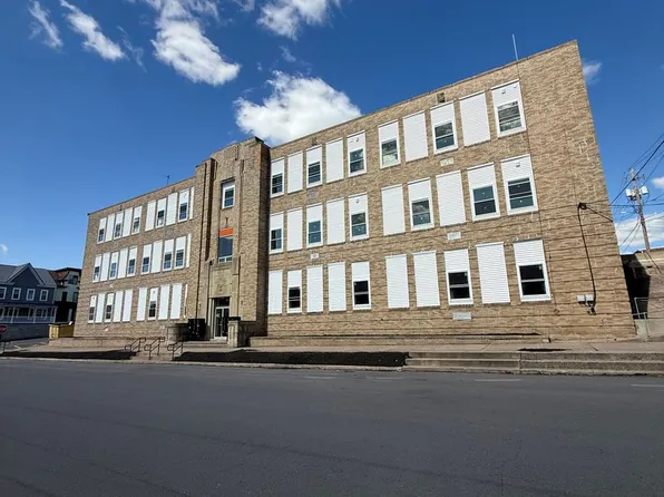 Mt Carmel, 137 S 4th St #100, Mount Carmel, PA 17851